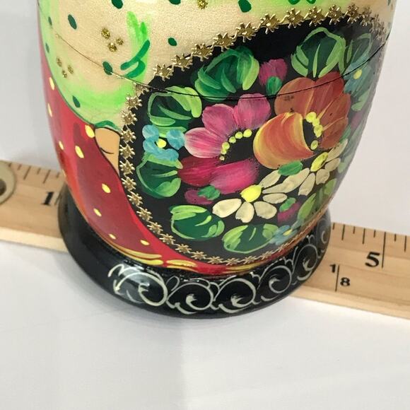 Signed Set of 5 Vintage Nesting Doll Matryoshka Russian Hand Painted Gold Gilt - Picture 16 of 16